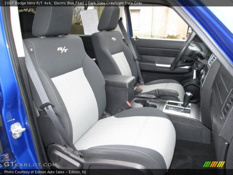 Front Seat of 2007 Nitro R/T 4x4