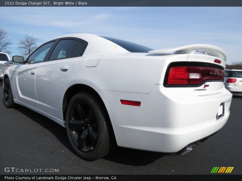Bright White / Black 2013 Dodge Charger SXT