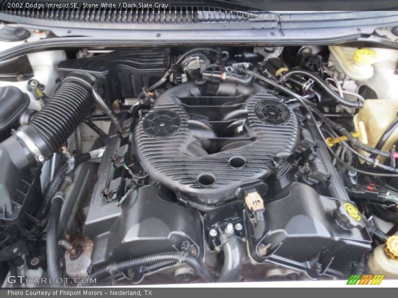 Stone White / Dark Slate Gray 2002 Dodge Intrepid SE