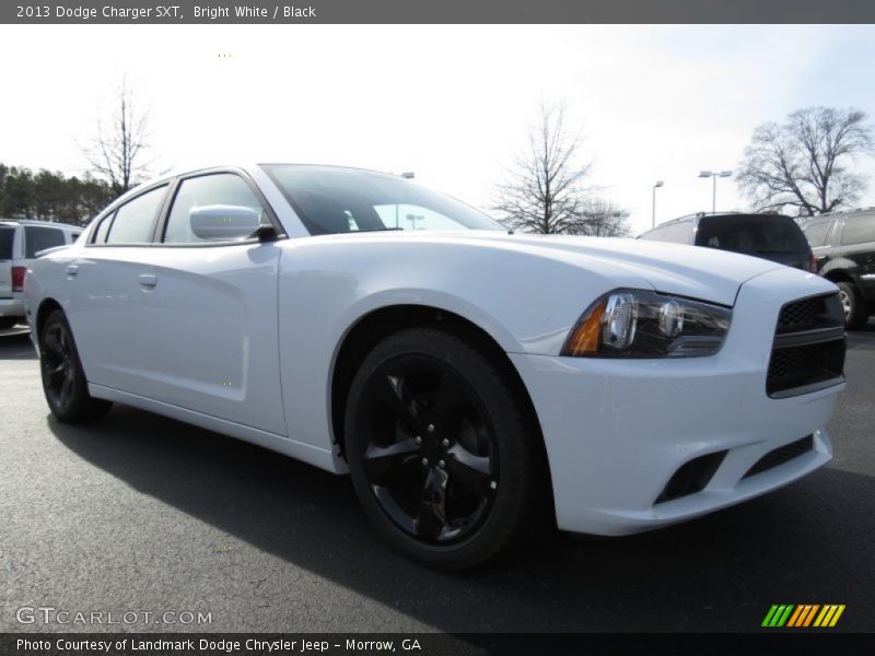 Bright White / Black 2013 Dodge Charger SXT