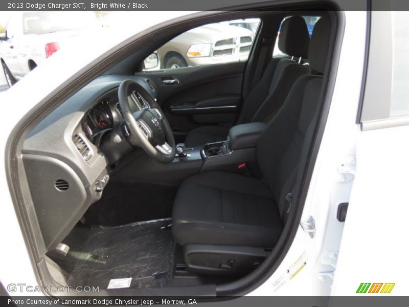 Bright White / Black 2013 Dodge Charger SXT