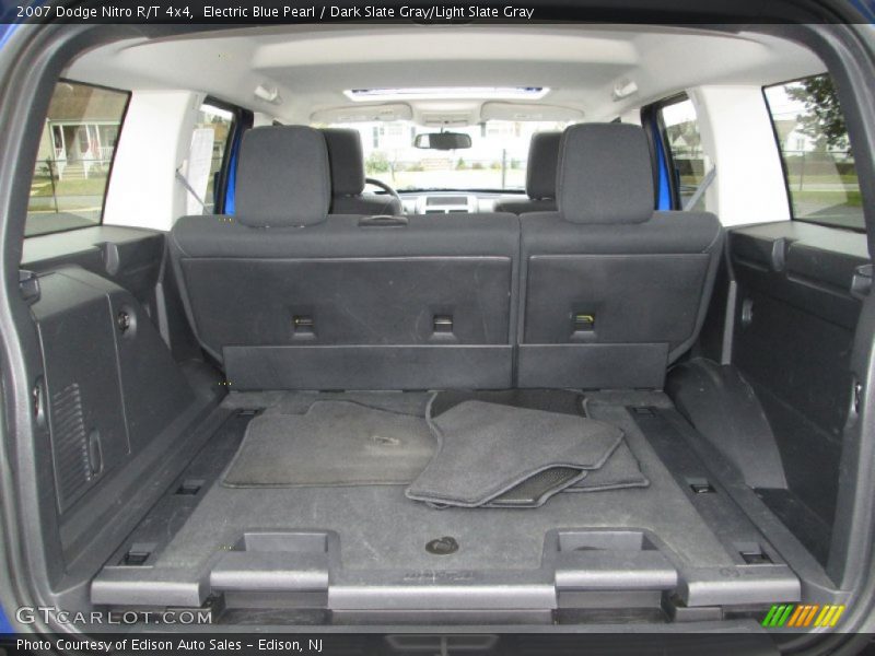  2007 Nitro R/T 4x4 Trunk