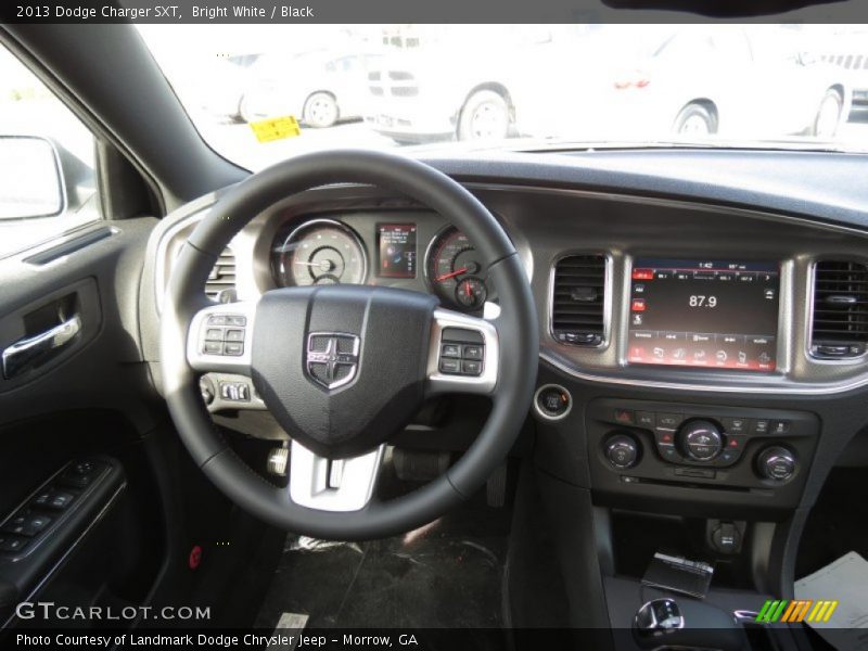 Bright White / Black 2013 Dodge Charger SXT