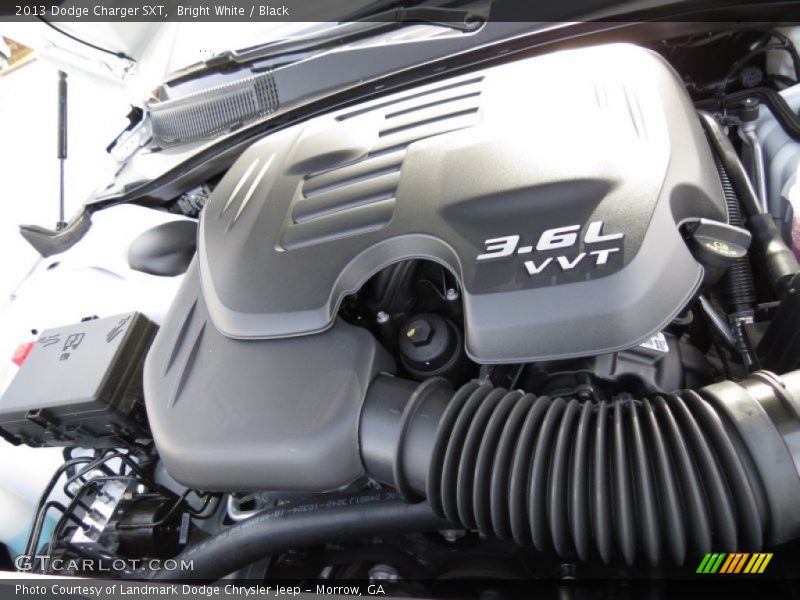 Bright White / Black 2013 Dodge Charger SXT