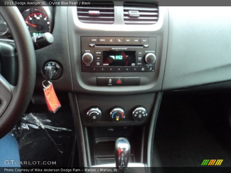 Crystal Blue Pearl / Black 2013 Dodge Avenger SE