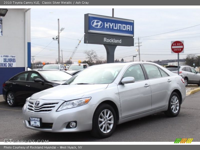 Classic Silver Metallic / Ash Gray 2010 Toyota Camry XLE