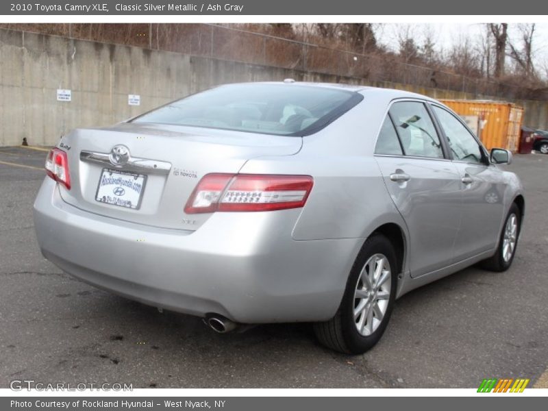 Classic Silver Metallic / Ash Gray 2010 Toyota Camry XLE