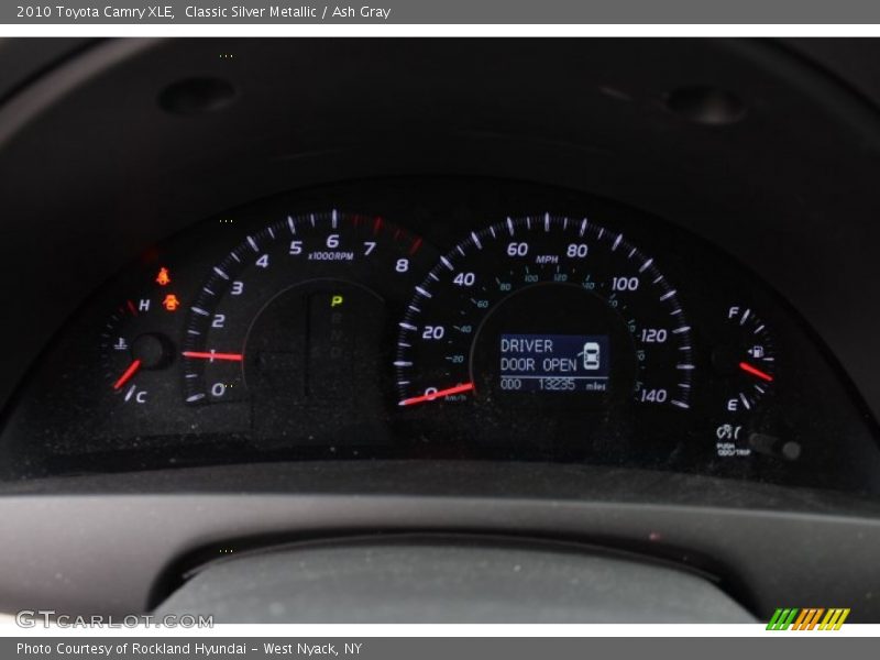 Classic Silver Metallic / Ash Gray 2010 Toyota Camry XLE