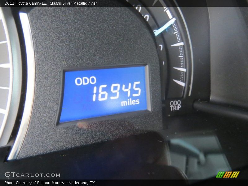 Classic Silver Metallic / Ash 2012 Toyota Camry LE