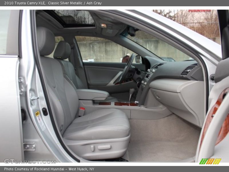 Classic Silver Metallic / Ash Gray 2010 Toyota Camry XLE
