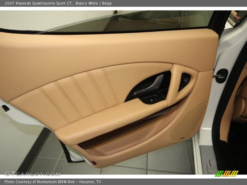 Bianco White / Beige 2007 Maserati Quattroporte Sport GT