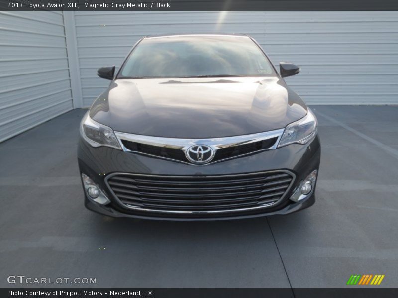 Magnetic Gray Metallic / Black 2013 Toyota Avalon XLE