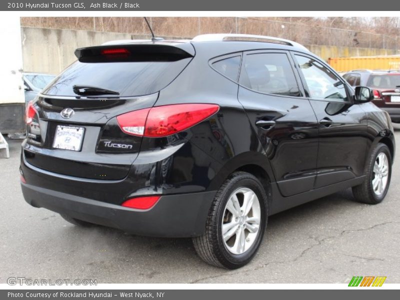 Ash Black / Black 2010 Hyundai Tucson GLS