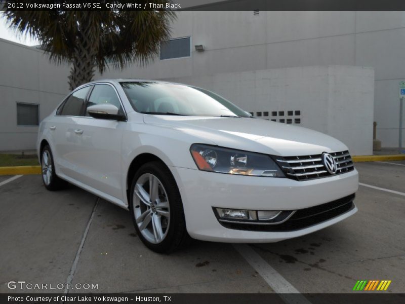 Front 3/4 View of 2012 Passat V6 SE