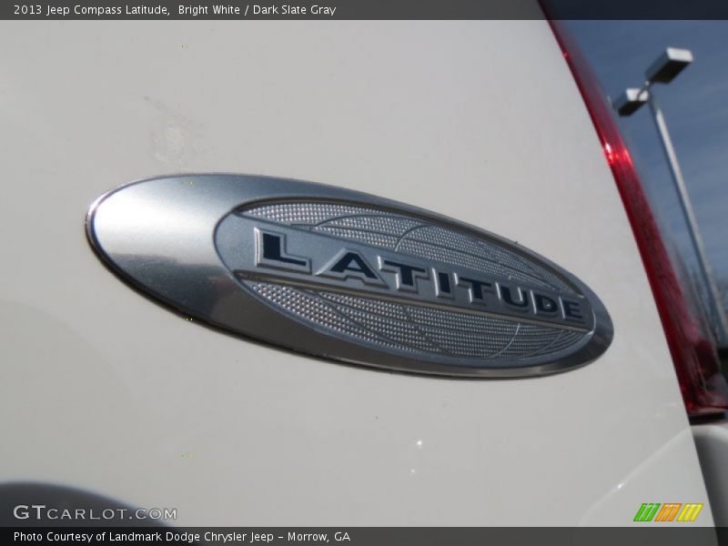 Bright White / Dark Slate Gray 2013 Jeep Compass Latitude