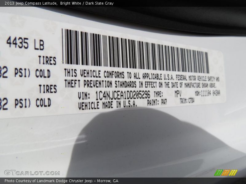 Bright White / Dark Slate Gray 2013 Jeep Compass Latitude