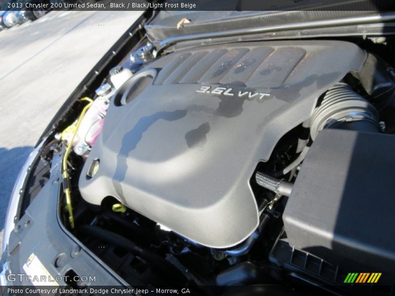 Black / Black/Light Frost Beige 2013 Chrysler 200 Limited Sedan