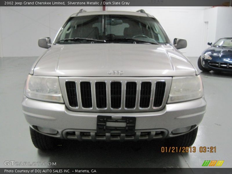 Silverstone Metallic / Dark Slate Gray 2002 Jeep Grand Cherokee Limited