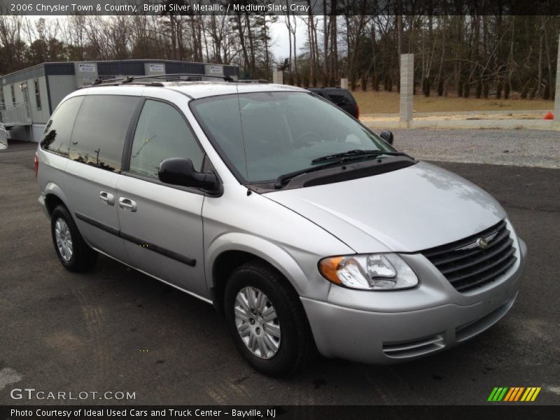 Bright Silver Metallic / Medium Slate Gray 2006 Chrysler Town & Country