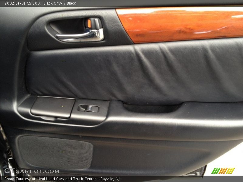 Black Onyx / Black 2002 Lexus GS 300