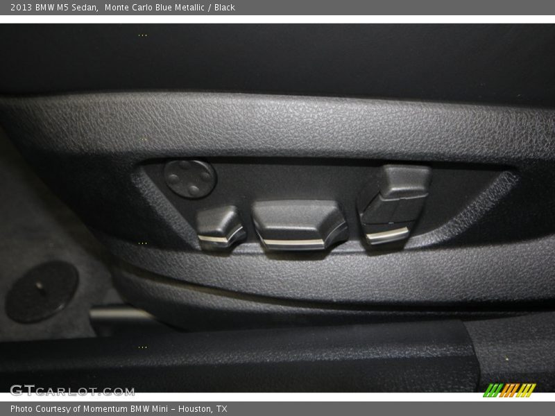 Controls of 2013 M5 Sedan