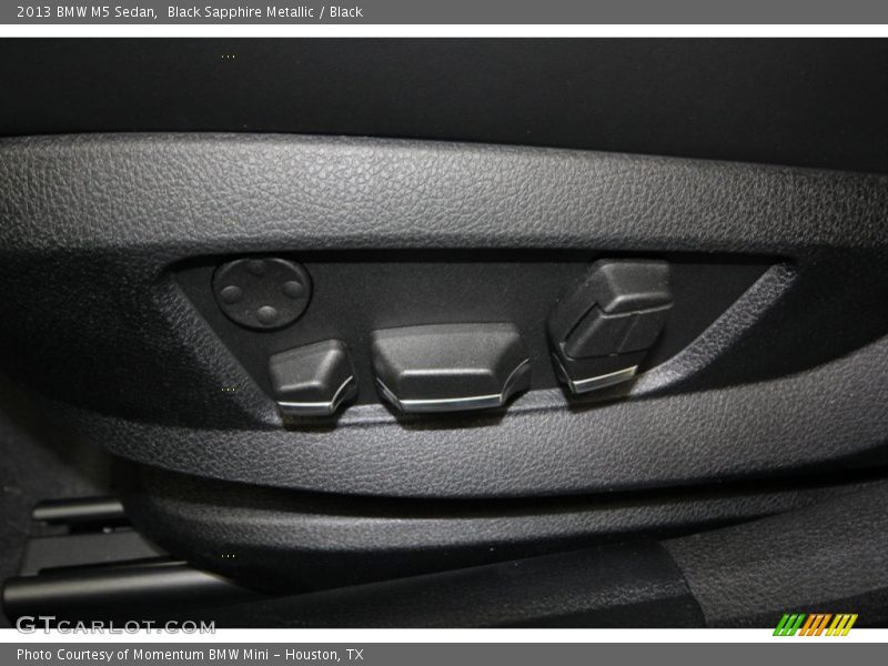 Black Sapphire Metallic / Black 2013 BMW M5 Sedan