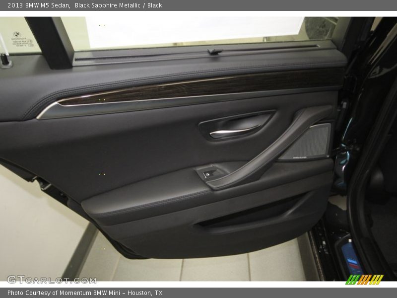 Black Sapphire Metallic / Black 2013 BMW M5 Sedan
