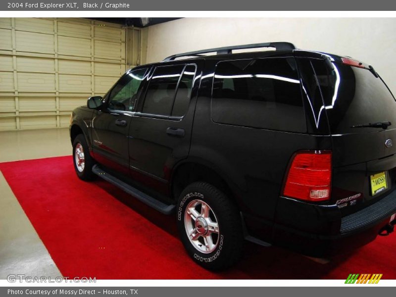 Black / Graphite 2004 Ford Explorer XLT