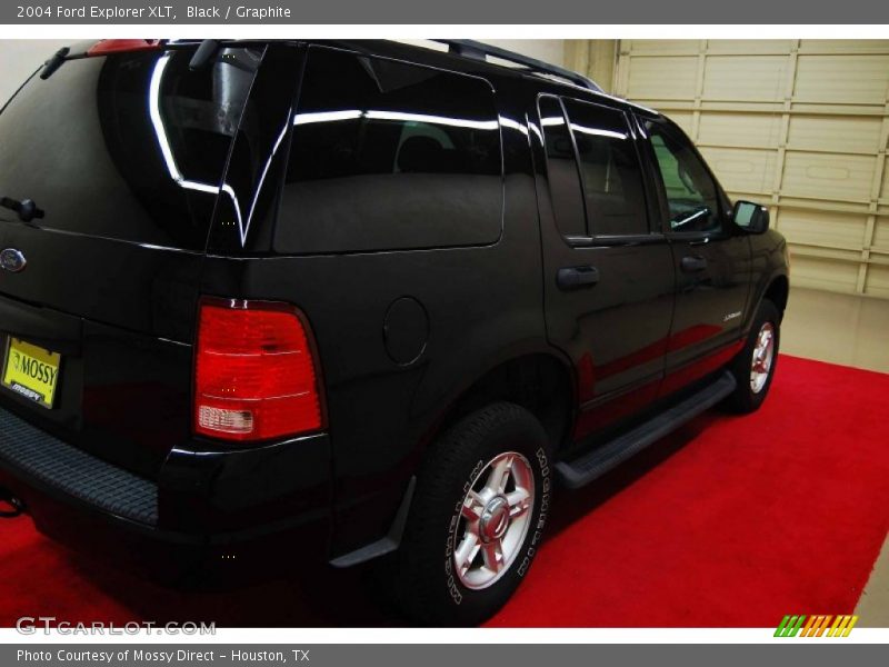 Black / Graphite 2004 Ford Explorer XLT