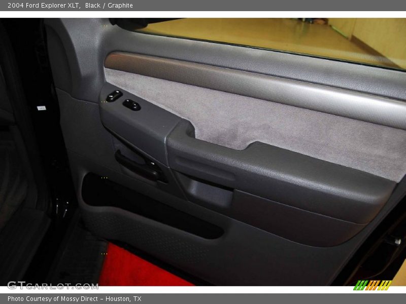 Black / Graphite 2004 Ford Explorer XLT