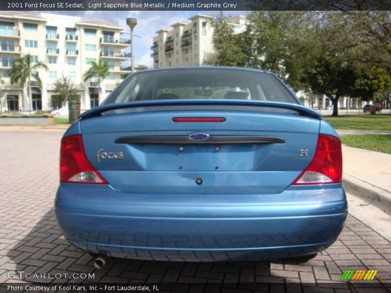 Light Sapphire Blue Metallic / Medium Graphite Grey 2001 Ford Focus SE Sedan
