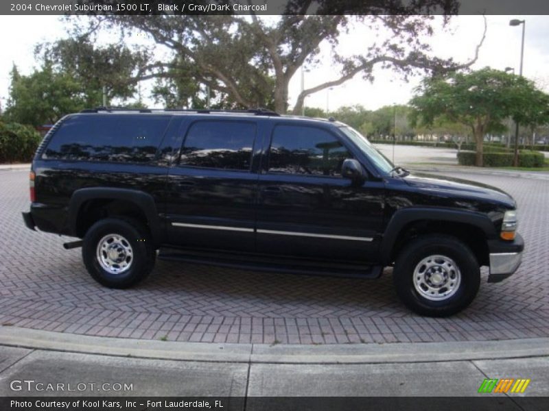 Black / Gray/Dark Charcoal 2004 Chevrolet Suburban 1500 LT