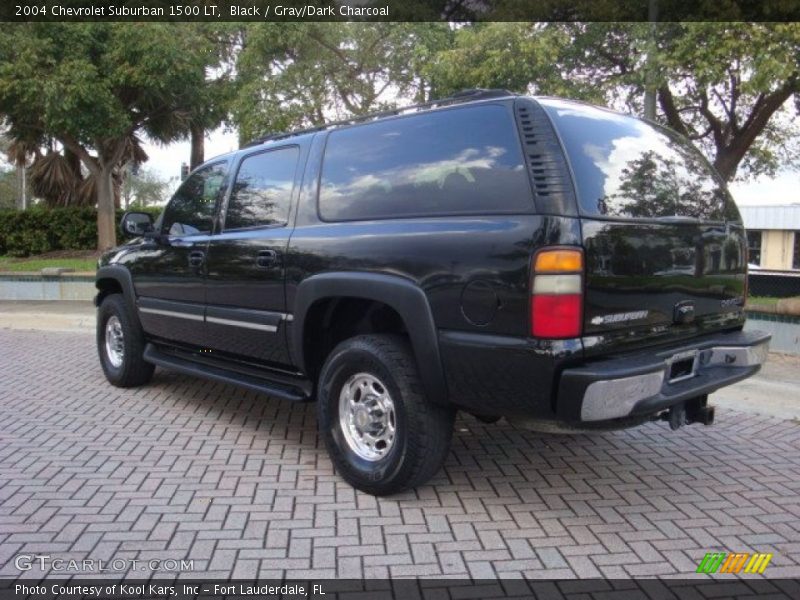 Black / Gray/Dark Charcoal 2004 Chevrolet Suburban 1500 LT