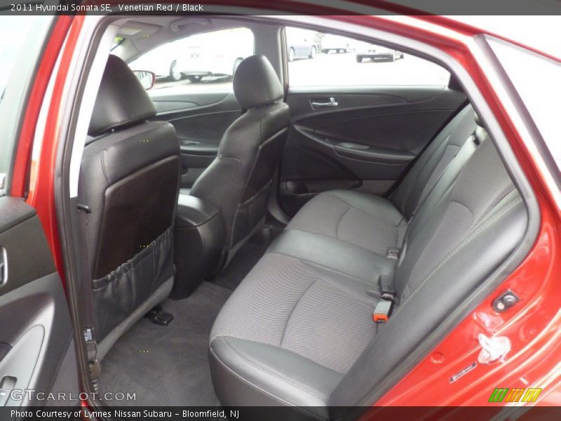 Venetian Red / Black 2011 Hyundai Sonata SE