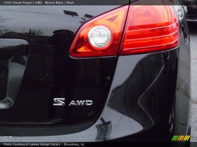 Wicked Black / Black 2009 Nissan Rogue S AWD