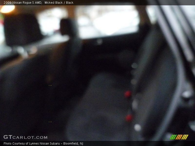 Wicked Black / Black 2009 Nissan Rogue S AWD