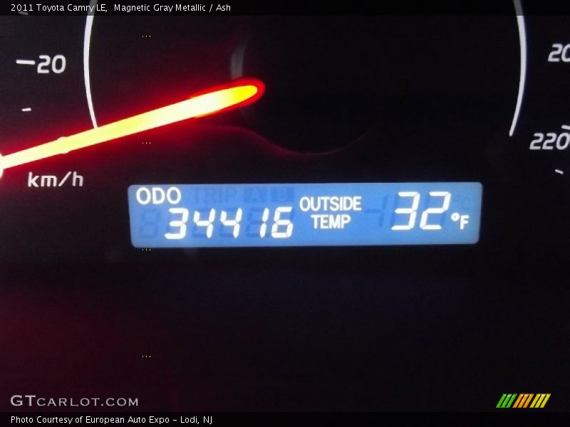 Magnetic Gray Metallic / Ash 2011 Toyota Camry LE