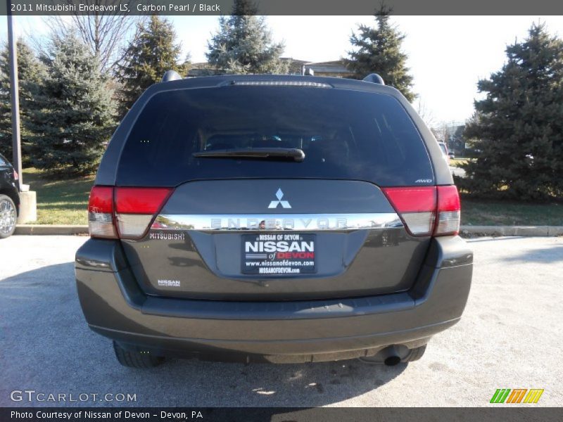 Carbon Pearl / Black 2011 Mitsubishi Endeavor LS