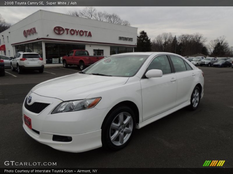 Super White / Ash 2008 Toyota Camry SE