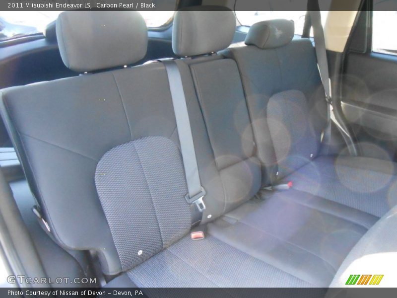 Carbon Pearl / Black 2011 Mitsubishi Endeavor LS