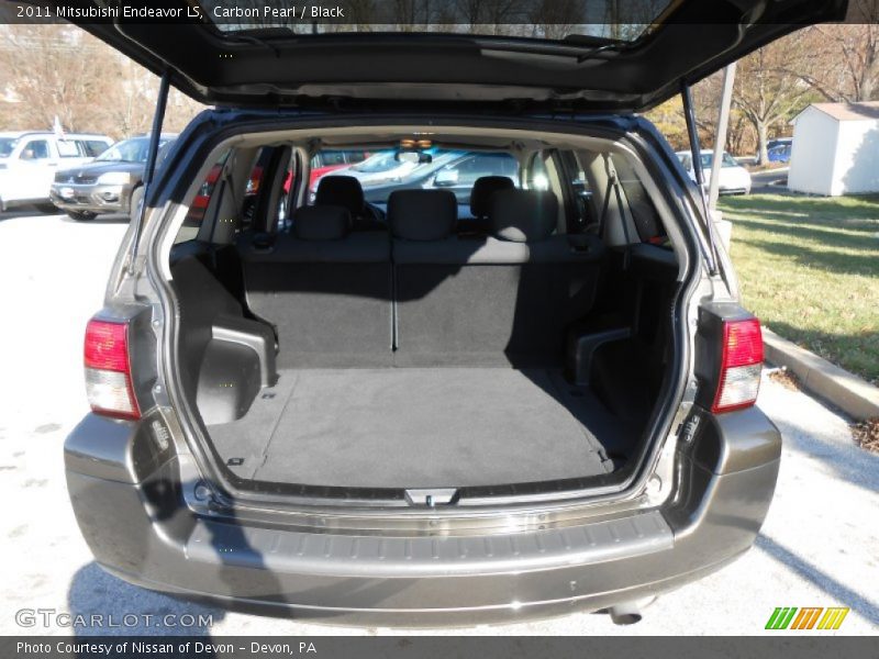 Carbon Pearl / Black 2011 Mitsubishi Endeavor LS