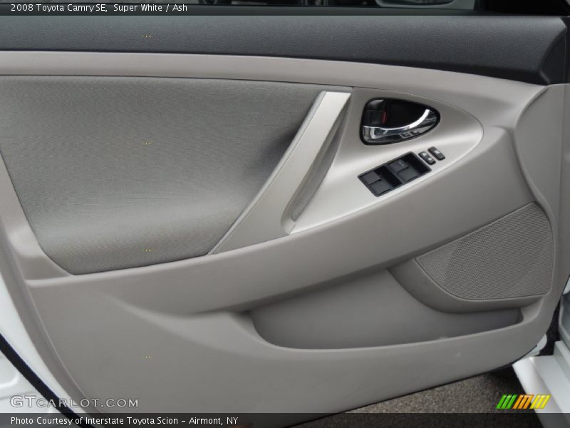 Super White / Ash 2008 Toyota Camry SE