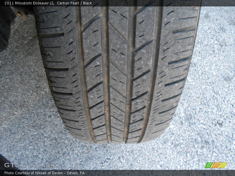 Carbon Pearl / Black 2011 Mitsubishi Endeavor LS