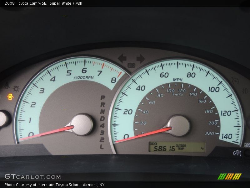 Super White / Ash 2008 Toyota Camry SE