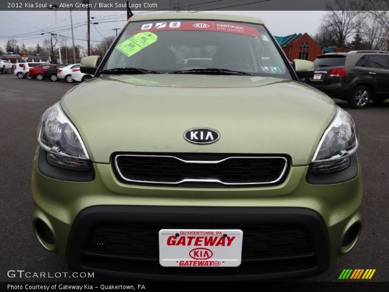 Alien Green / Black Soul Logo Cloth 2012 Kia Soul +