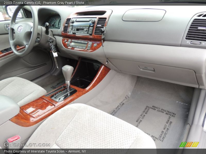 Phantom Gray Pearl / Stone 2003 Toyota Camry XLE