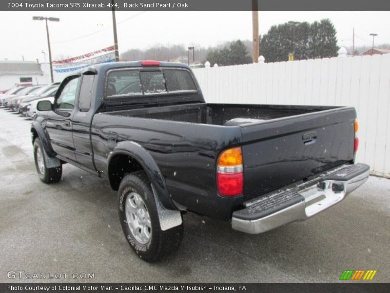 Black Sand Pearl / Oak 2004 Toyota Tacoma SR5 Xtracab 4x4