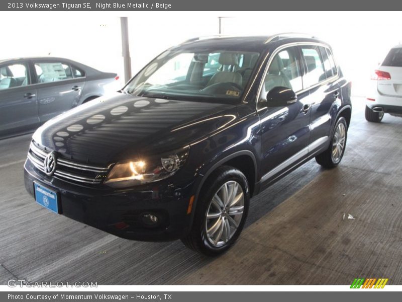 Night Blue Metallic / Beige 2013 Volkswagen Tiguan SE