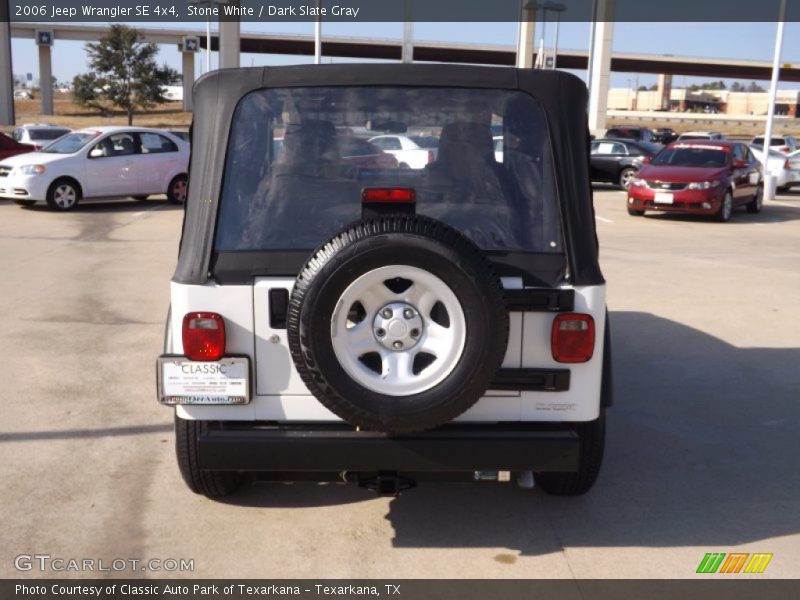 Stone White / Dark Slate Gray 2006 Jeep Wrangler SE 4x4