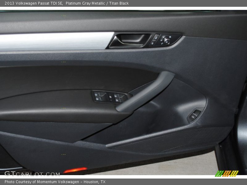 Platinum Gray Metallic / Titan Black 2013 Volkswagen Passat TDI SE
